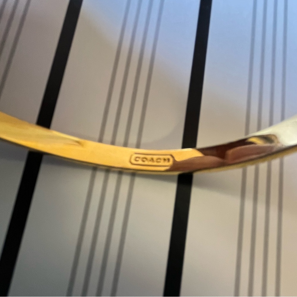 Coach- Gold w/ black & white bangle - Picture 6 of 6